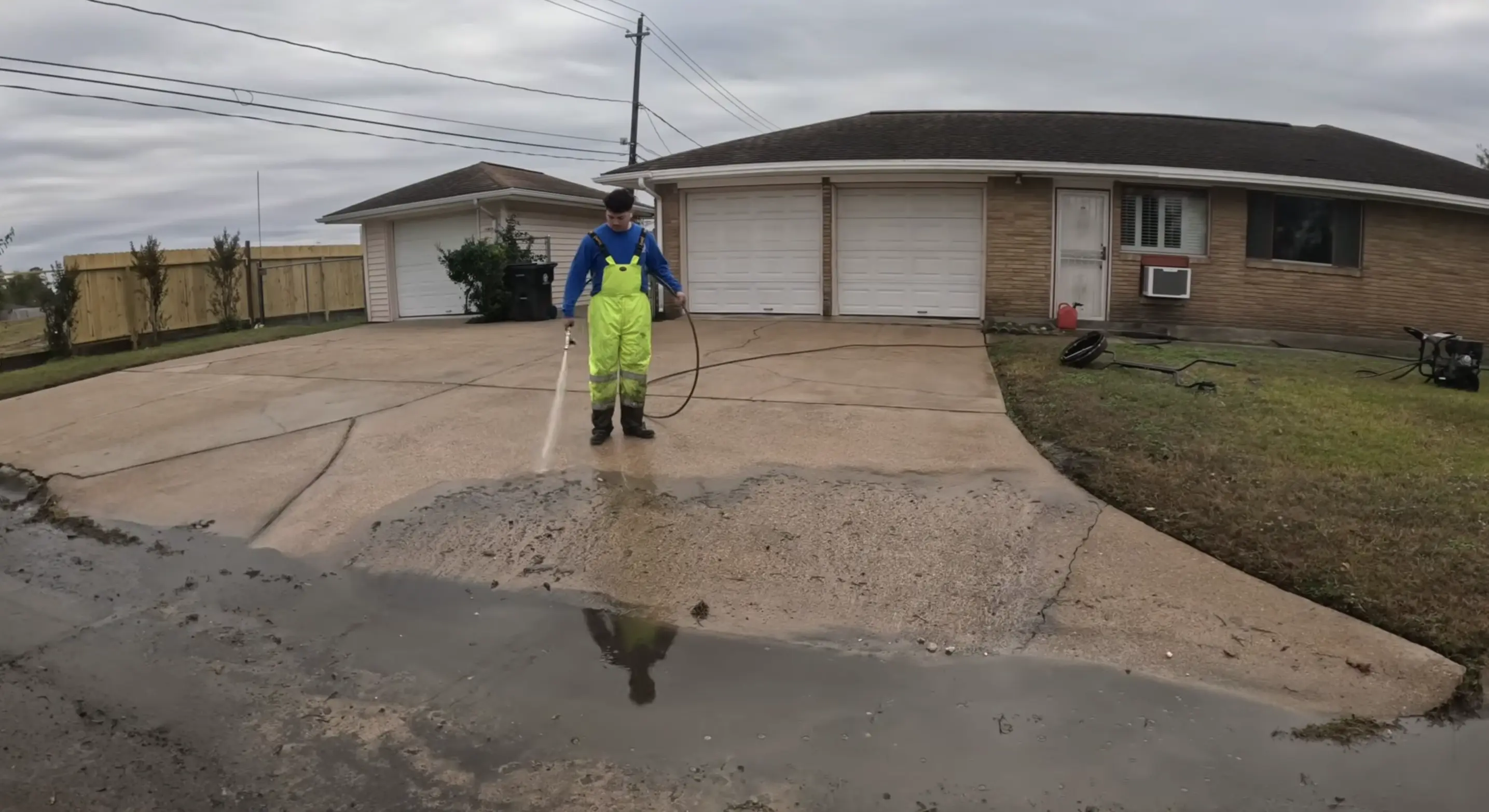 Driveway and Concrete Cleaning